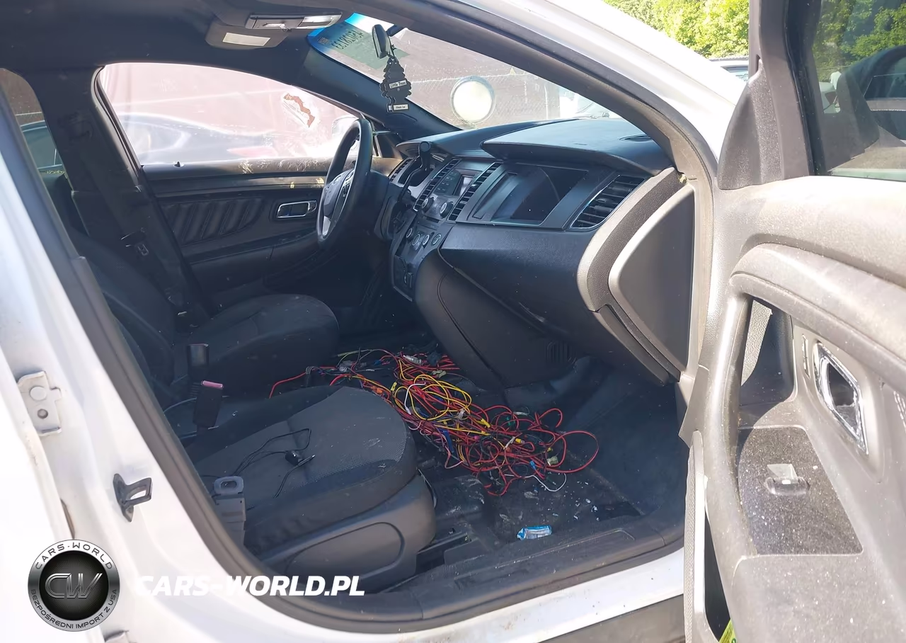 2013 Ford Police Interceptor VIN:1FAHP2L82DG105783 - 5