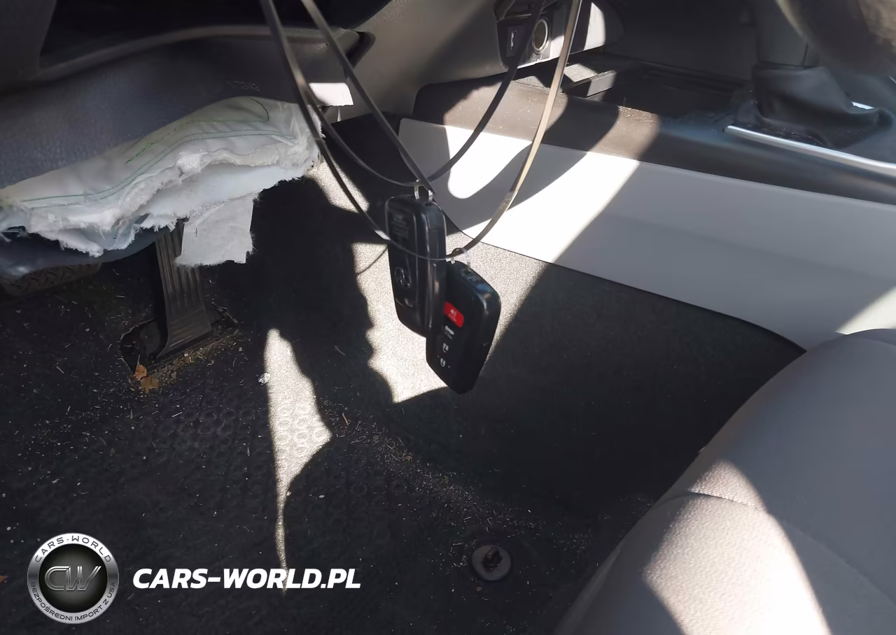 2024 Toyota Camry Le VIN:4T1R11AK3RU254801 - 11