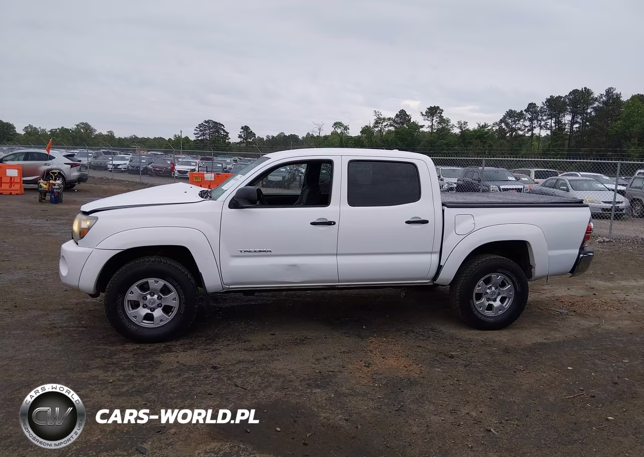 2010 Toyota Tacoma Base V6 VIN:3TMLU4EN7AM050082 - 14