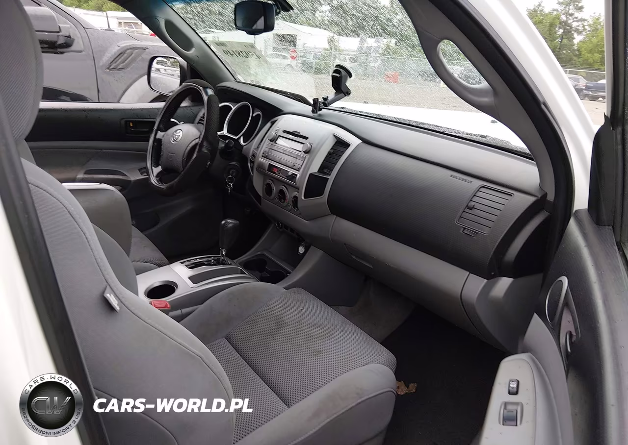 2010 Toyota Tacoma Base V6 VIN:3TMLU4EN7AM050082 - 5