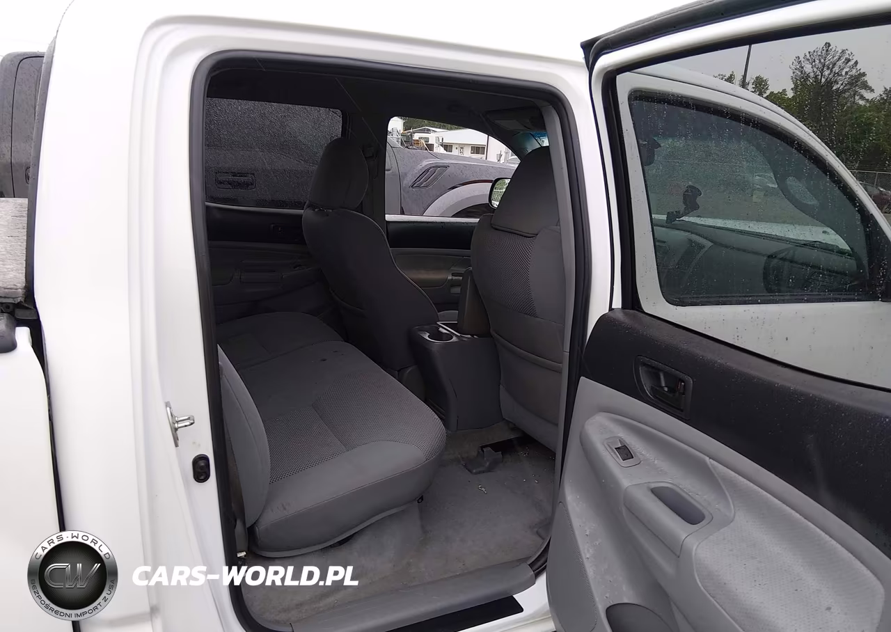 2010 Toyota Tacoma Base V6 VIN:3TMLU4EN7AM050082 - 8