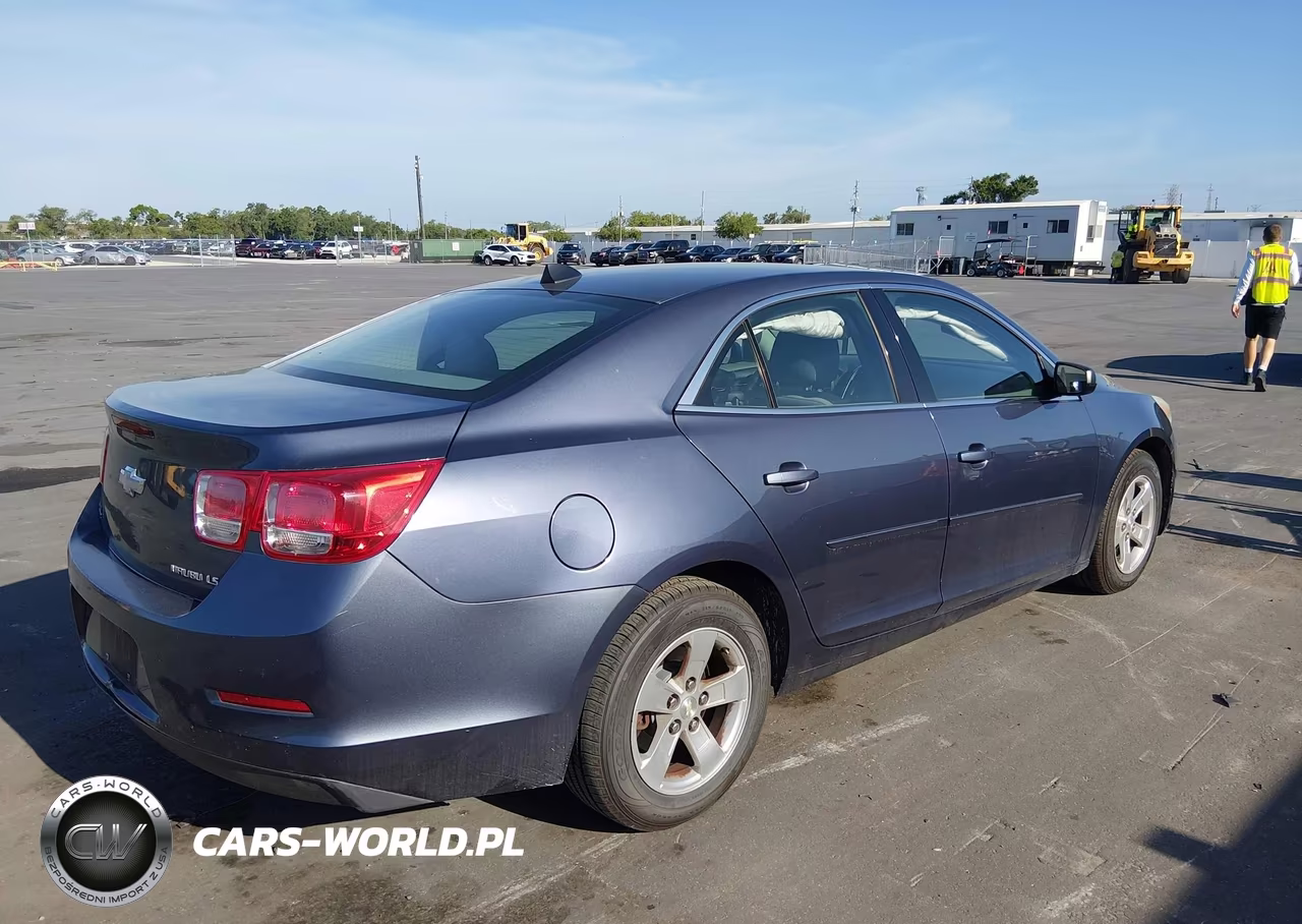 2014 Chevrolet Malibu 1Ls VIN:1G11B5SL4EF107181 - 4