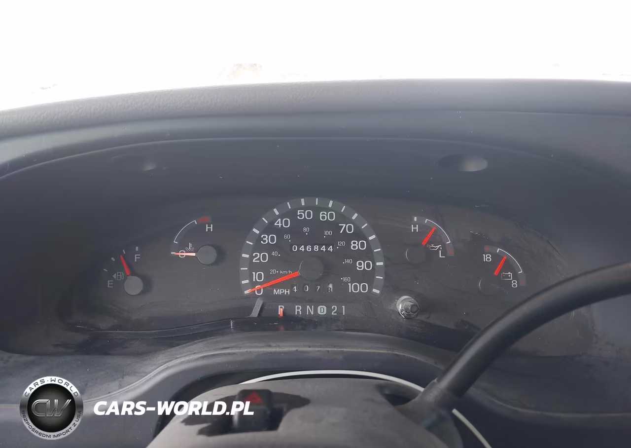 2002 Ford E-450 Cutaway Standard VIN:1FDXE45S42HB79984 - 5