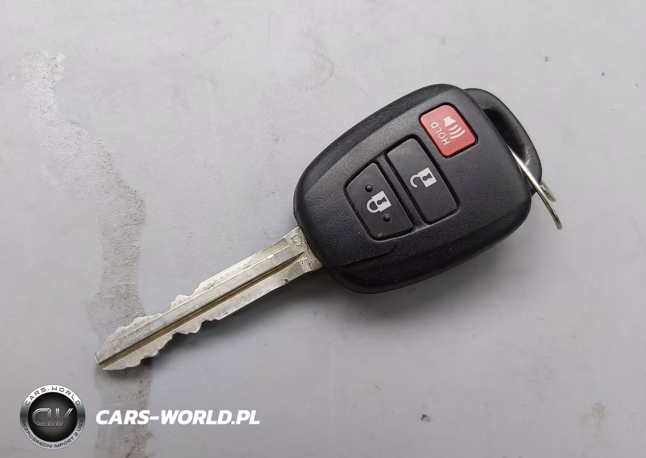 2014 Toyota Prius C Two VIN:JTDKDTB37E1559813 - 11