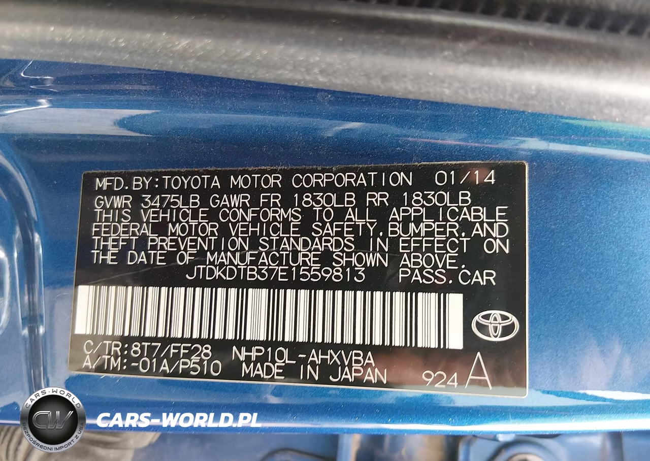 2014 Toyota Prius C Two VIN:JTDKDTB37E1559813 - 9