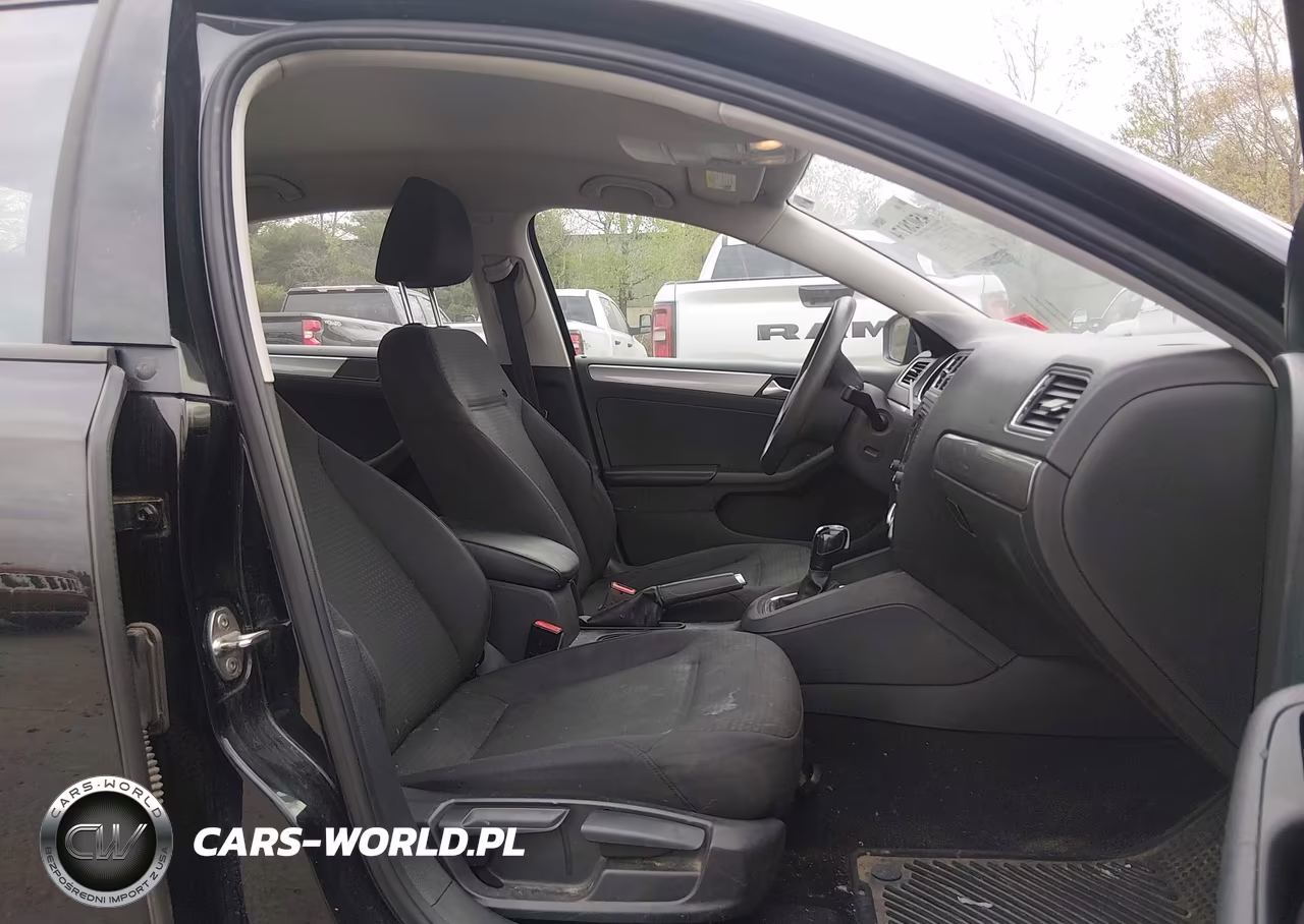 2016 Volkswagen Jetta 1.4T Se VIN:3VWD67AJXGM419381 - 5