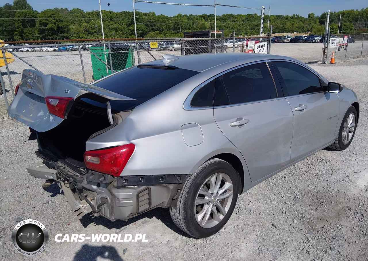 2018 Chevrolet Malibu Lt VIN:1G1ZD5ST6JF229760 - 4
