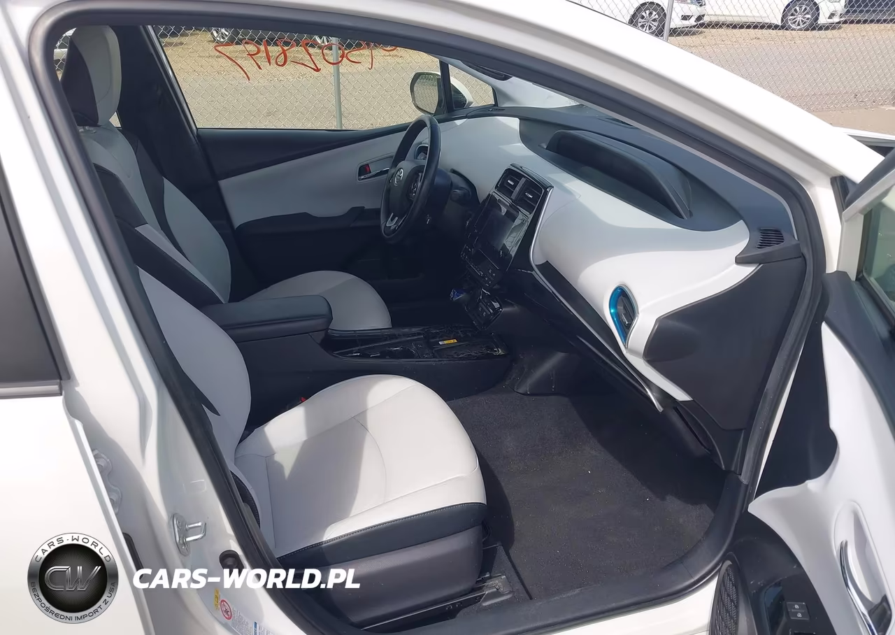 2019 Toyota Prius Xle VIN:JTDL9RFU9K3007743 - 5
