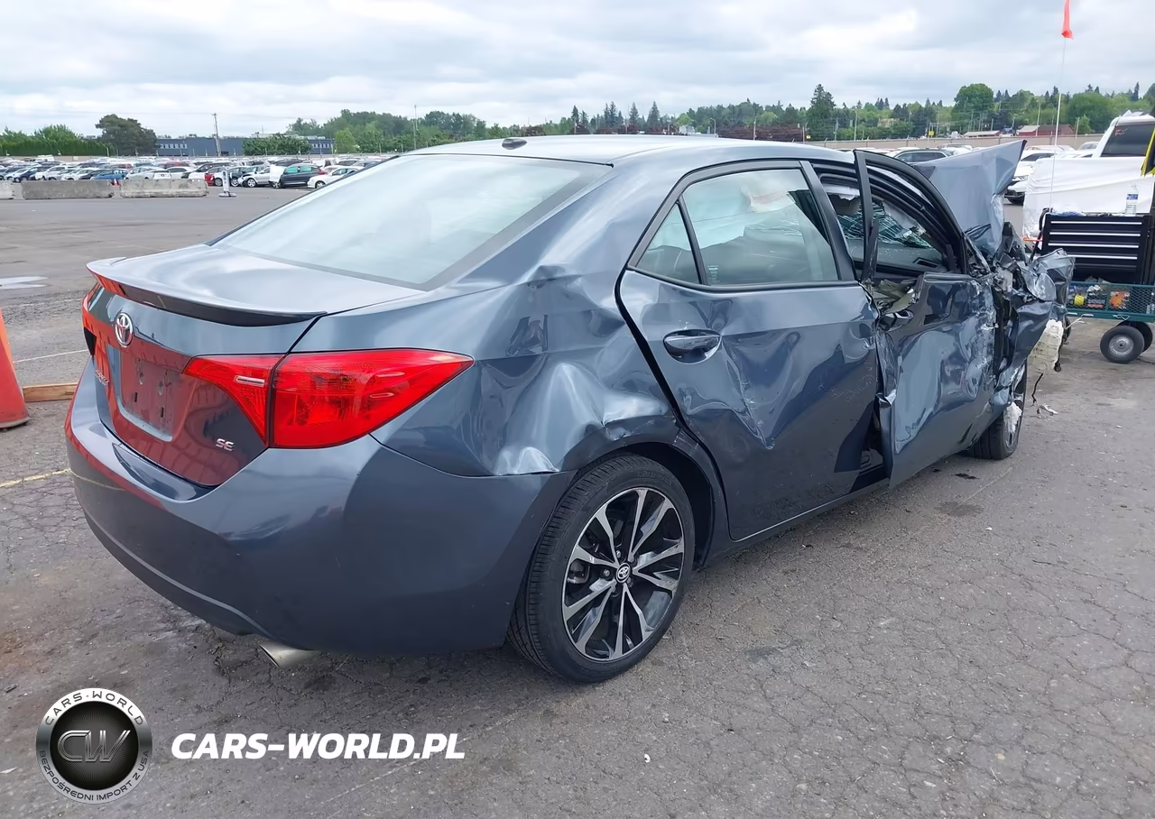 2017 Toyota Corolla Se VIN:2T1BURHE6HC777155 - 4