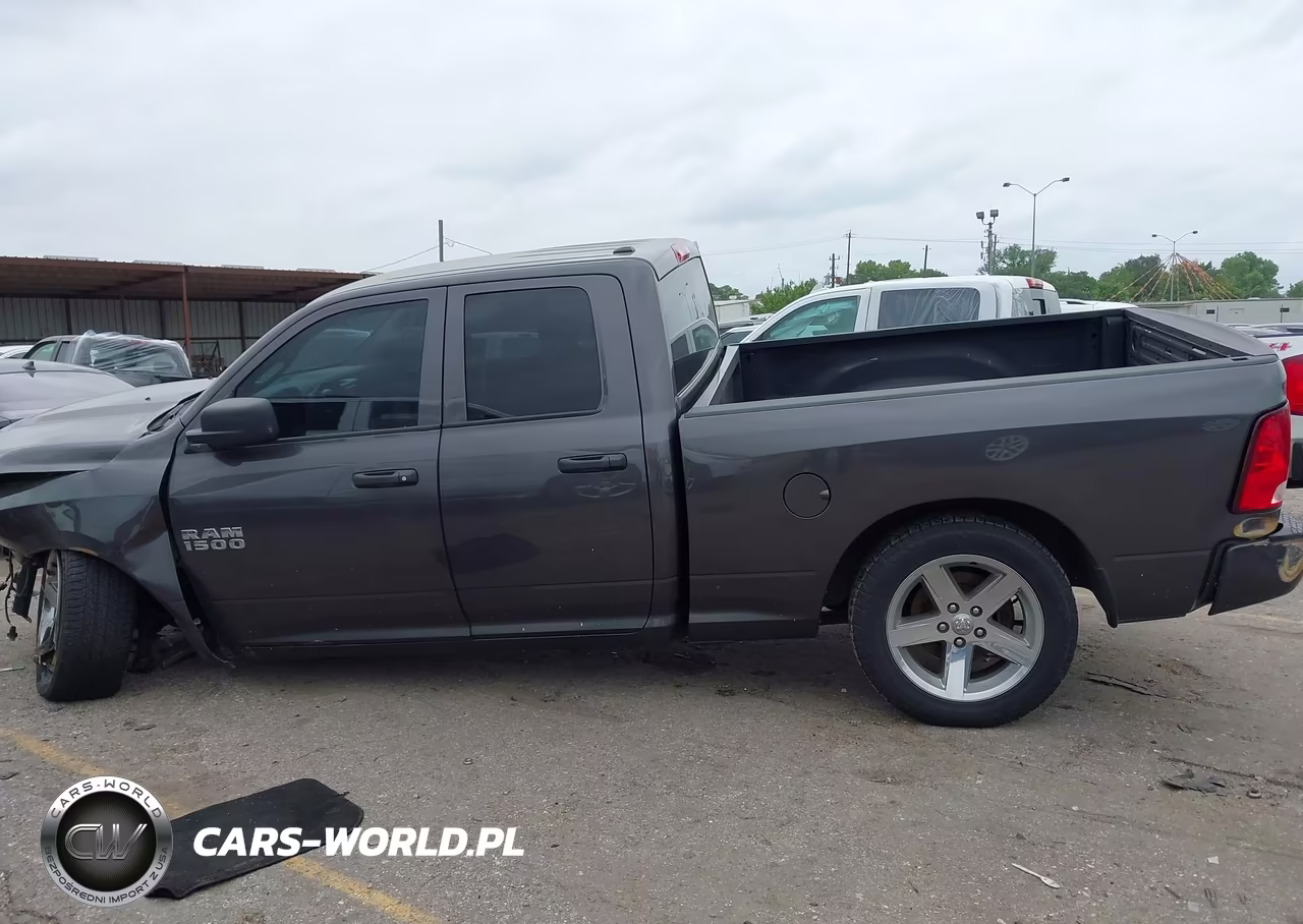 2017 Ram 1500 Express 4X4 6'4 Box VIN:1C6RR7FG3HS732592 - 14