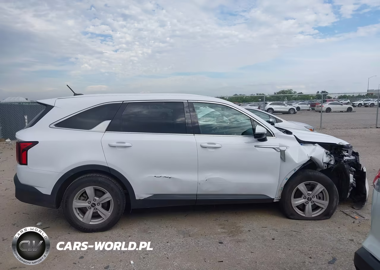 2022 Kia Sorento Lx VIN:5XYRG4LC3NG146054 - 13