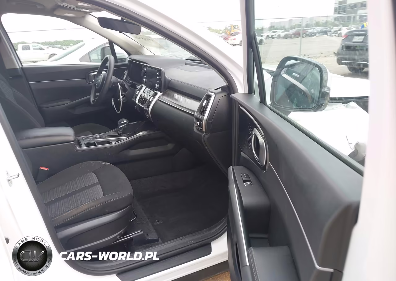 2022 Kia Sorento Lx VIN:5XYRG4LC3NG146054 - 5