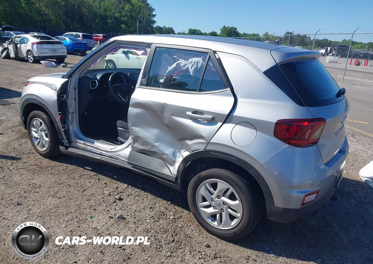 2025 Hyundai Venue Se VIN:KMHRB8A37SU413646 - 3