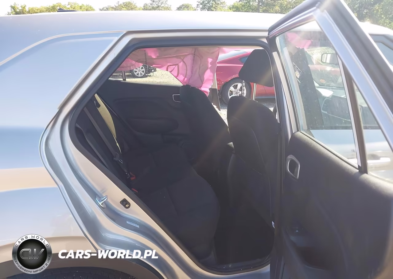 2025 Hyundai Venue Se VIN:KMHRB8A37SU413646 - 8