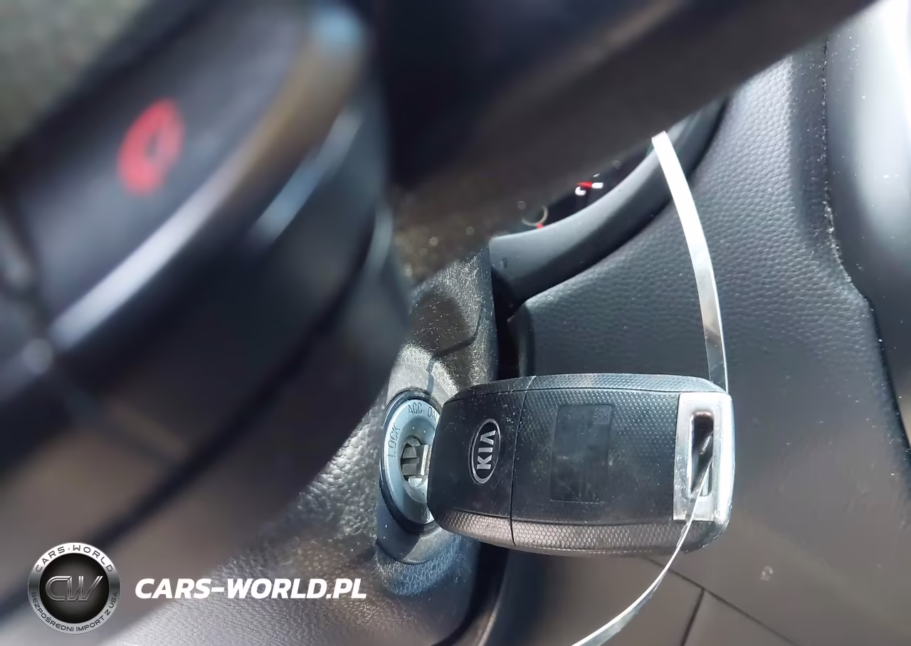 2018 Kia Soul VIN:KNDJN2A22J7892407 - 11