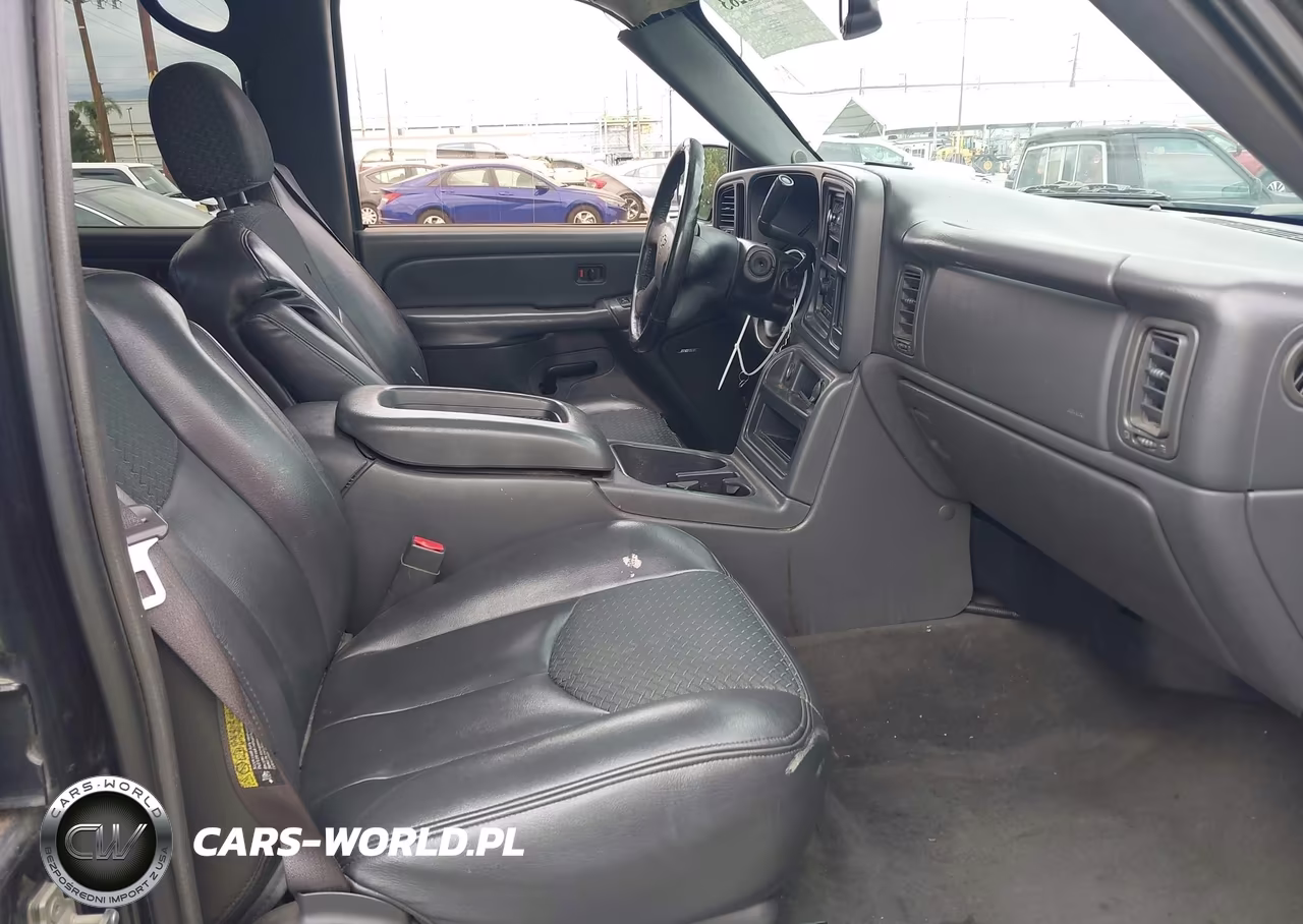 2004 Chevrolet Avalanche 1500 VIN:3GNEC12T84G228606 - 5