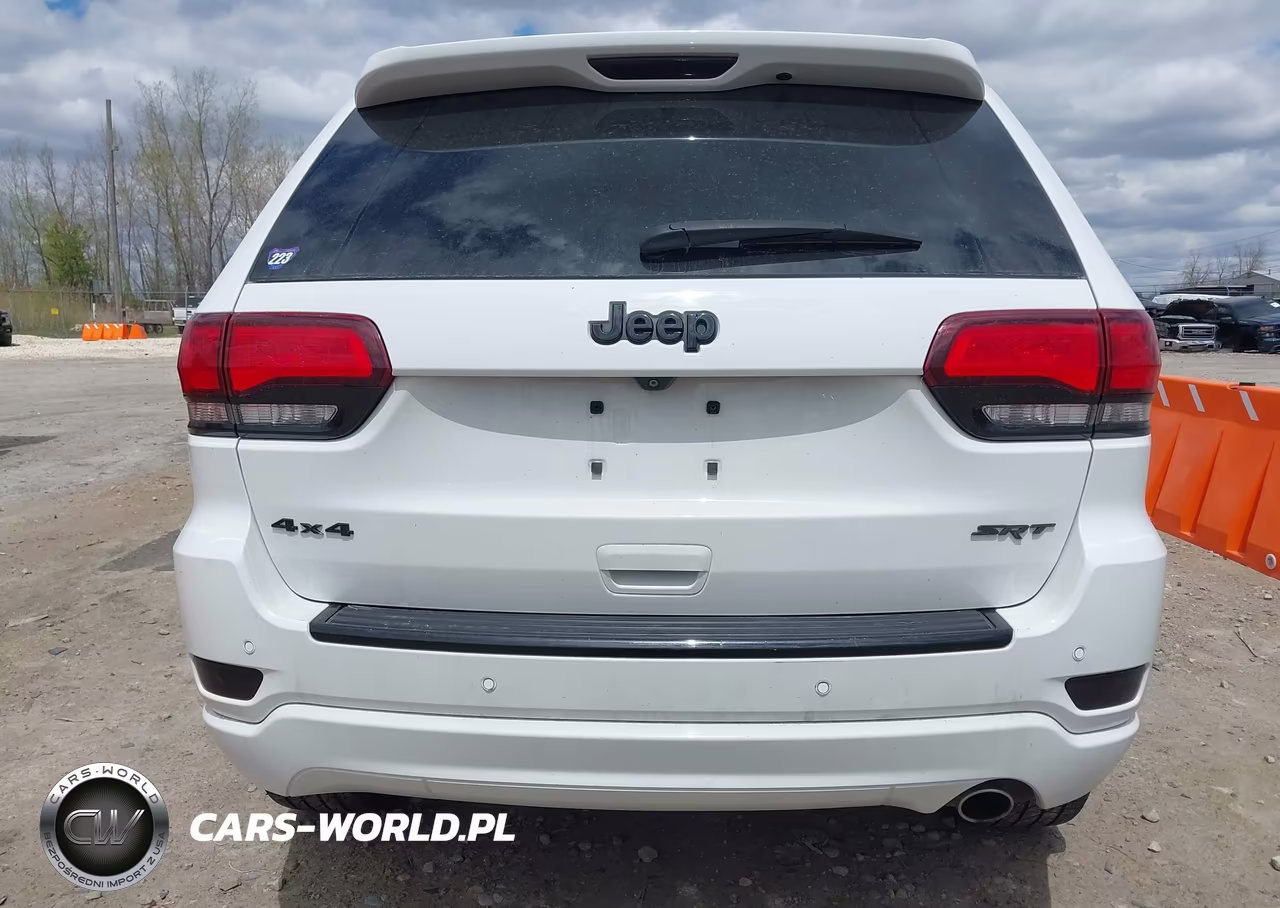 2018 Jeep Grand Cherokee Altitude 4X4 VIN:1C4RJFAG5JC257609 - 16