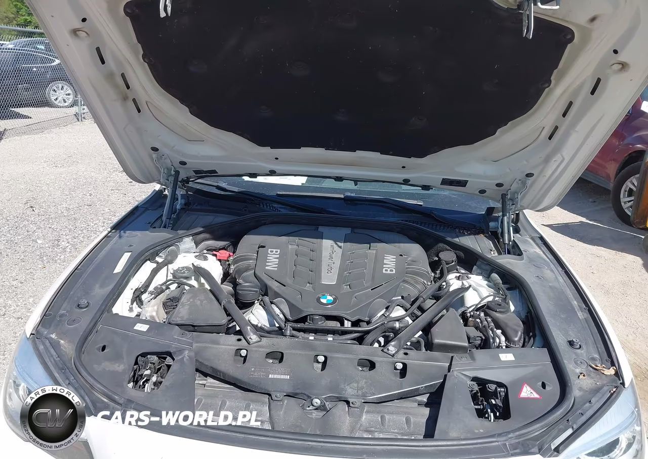 2014 BMW 750I xDrive VIN:WBAYB6C57ED224323 - 10