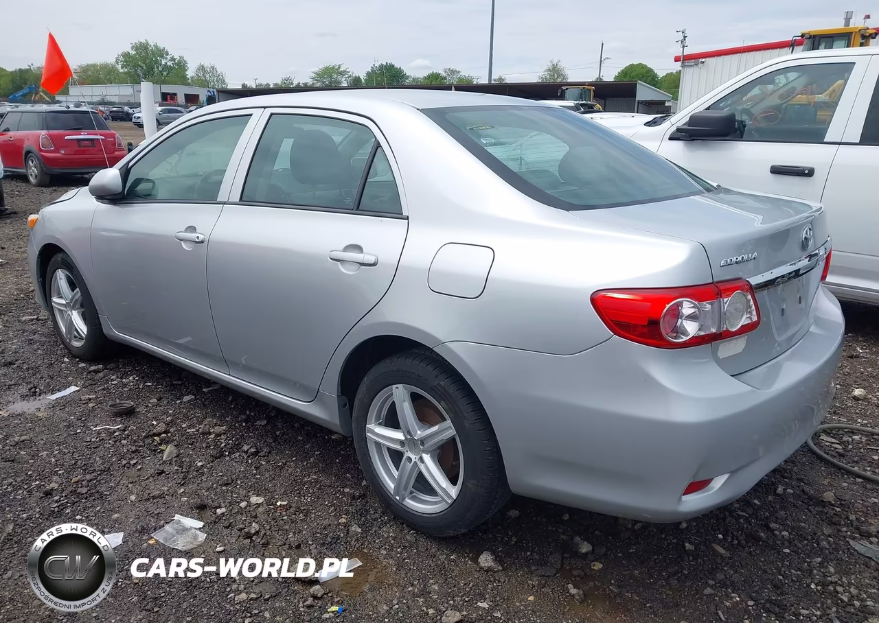2013 Toyota Corolla L VIN:5YFBU4EE9DP101915 - 3