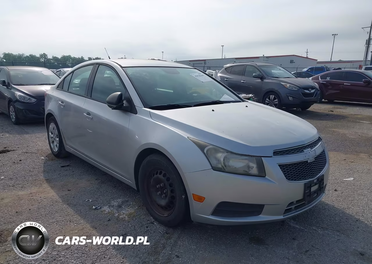 2013 Chevrolet Cruze Ls Auto