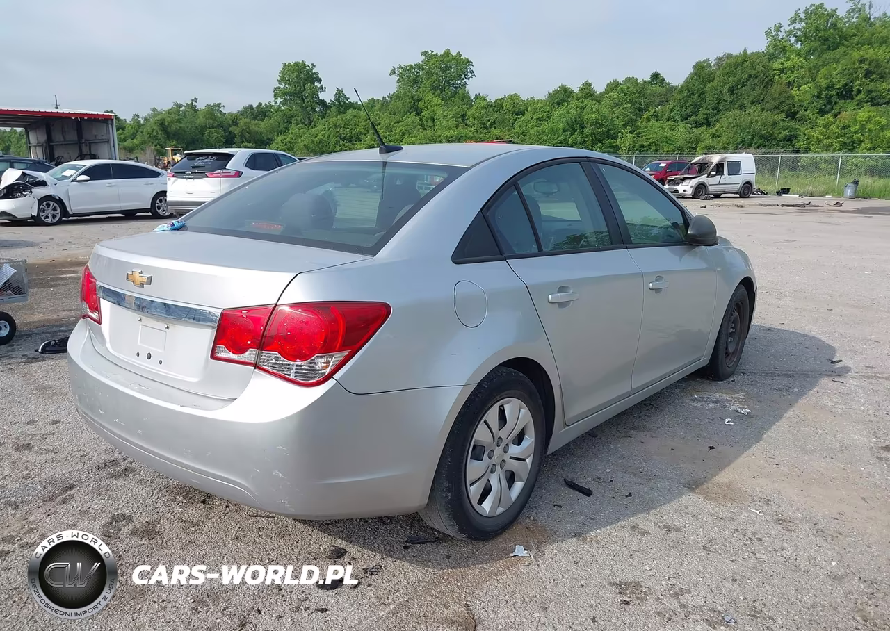 2013 Chevrolet Cruze Ls Auto VIN:1G1PA5SG0D7154815 - 4