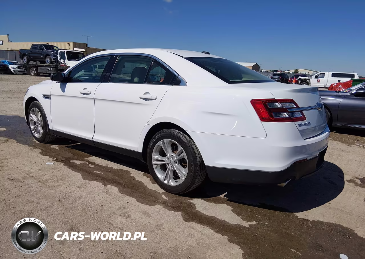 2018 Ford Taurus Se VIN:1FAHP2D87JG134402 - 3