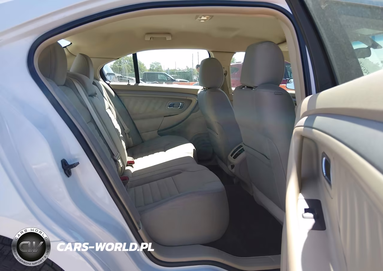 2018 Ford Taurus Se VIN:1FAHP2D87JG134402 - 8