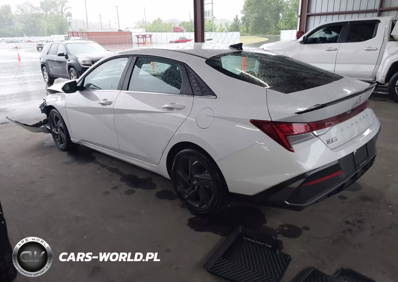 2026 Hyundai Elantra Sel Sport Premium VIN:KMHLS4DG3TU142292 - 3