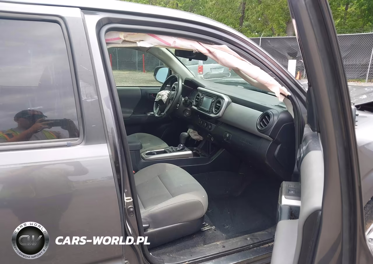 2018 Toyota Tacoma Sr5 VIN:5TFAX5GNXJX125496 - 5
