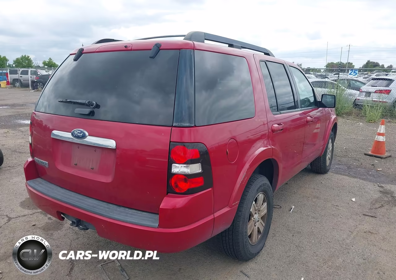 2010 Ford Explorer Xlt VIN:1FMEU6DE6AUA46196 - 4