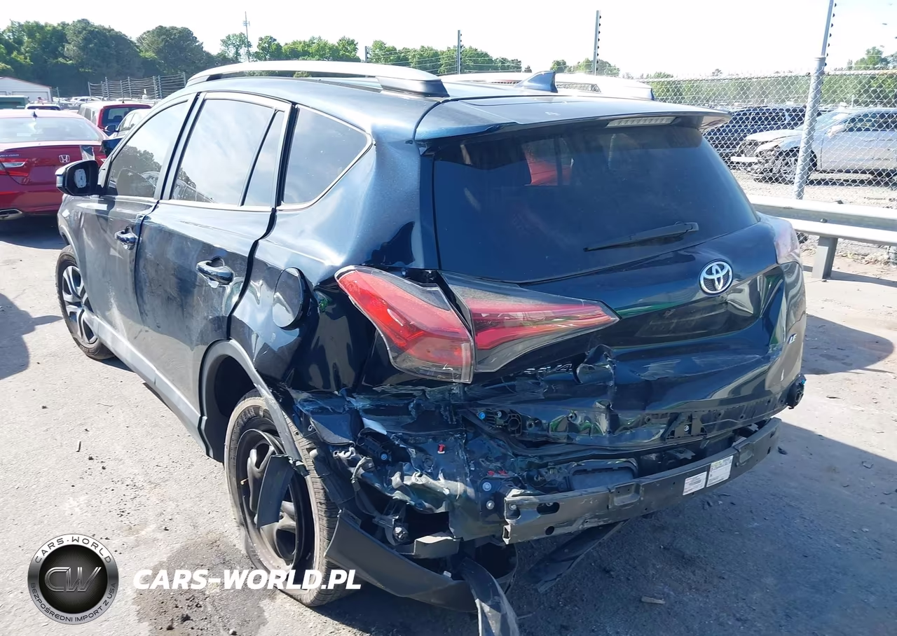 2018 Toyota Rav4 Le VIN:2T3ZFREV9JW497206 - 3