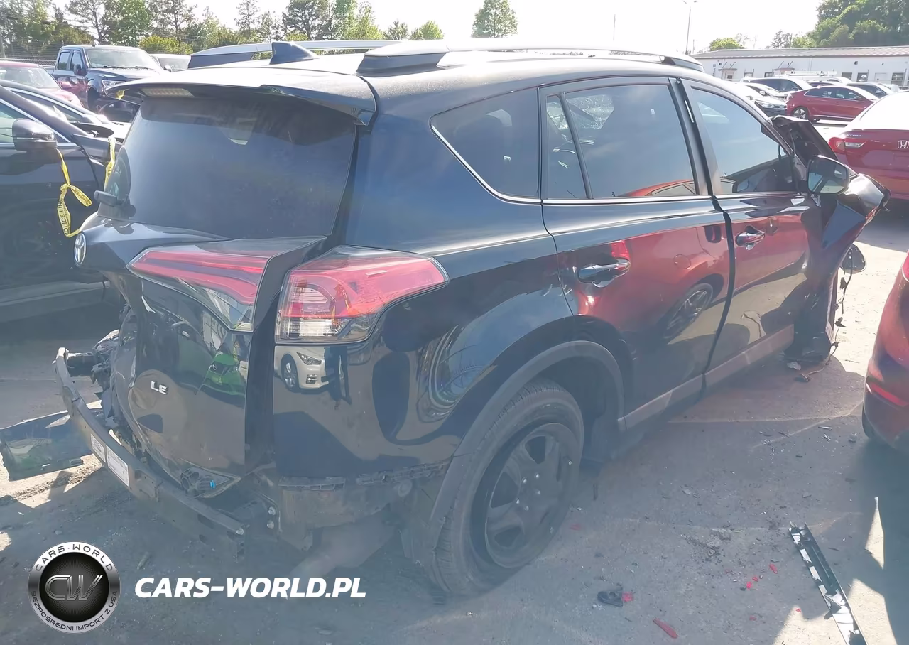 2018 Toyota Rav4 Le VIN:2T3ZFREV9JW497206 - 4