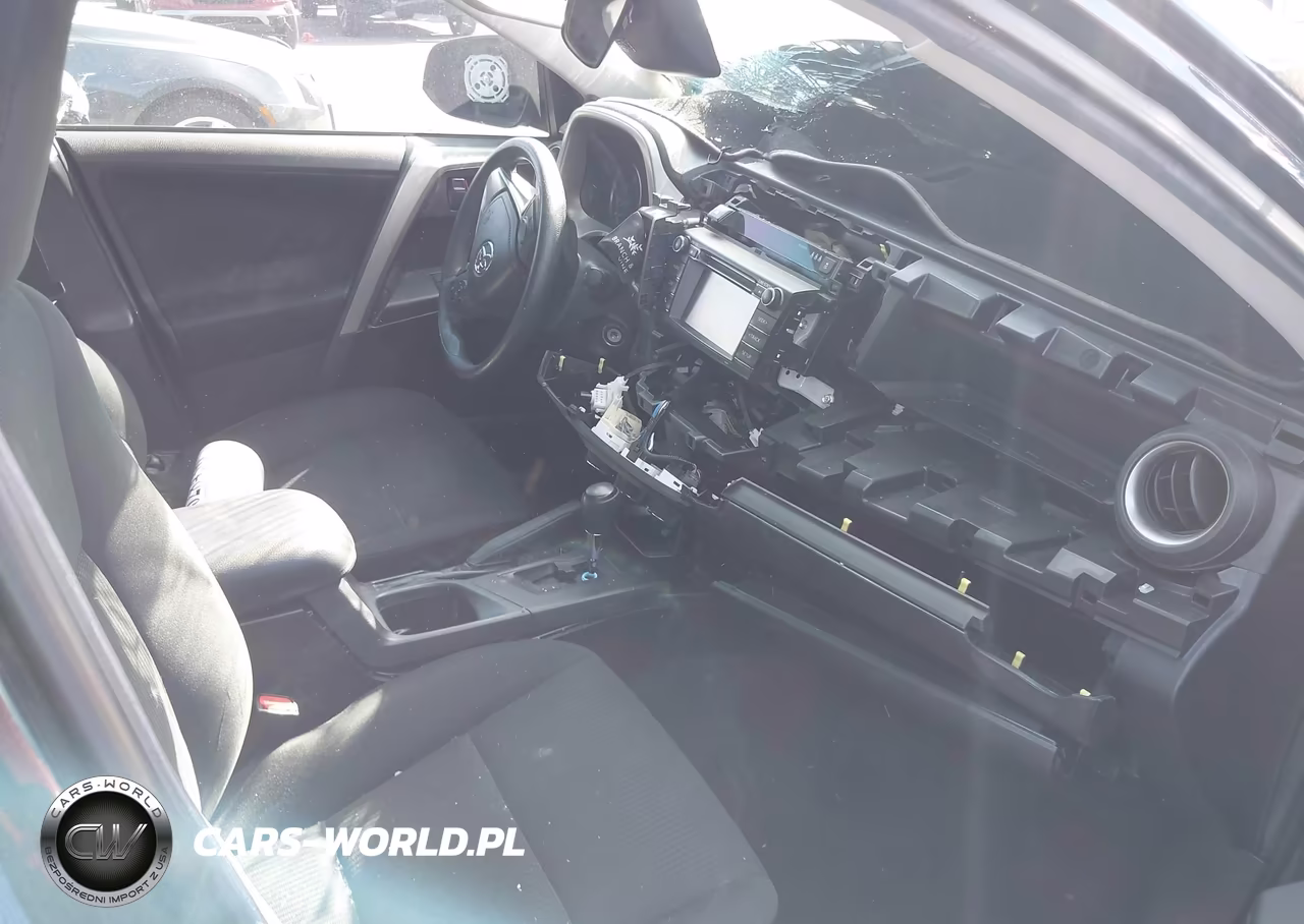 2018 Toyota Rav4 Le VIN:2T3ZFREV9JW497206 - 5