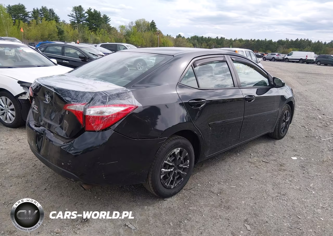 2015 Toyota Corolla L VIN:2T1BURHE4FC232374 - 4