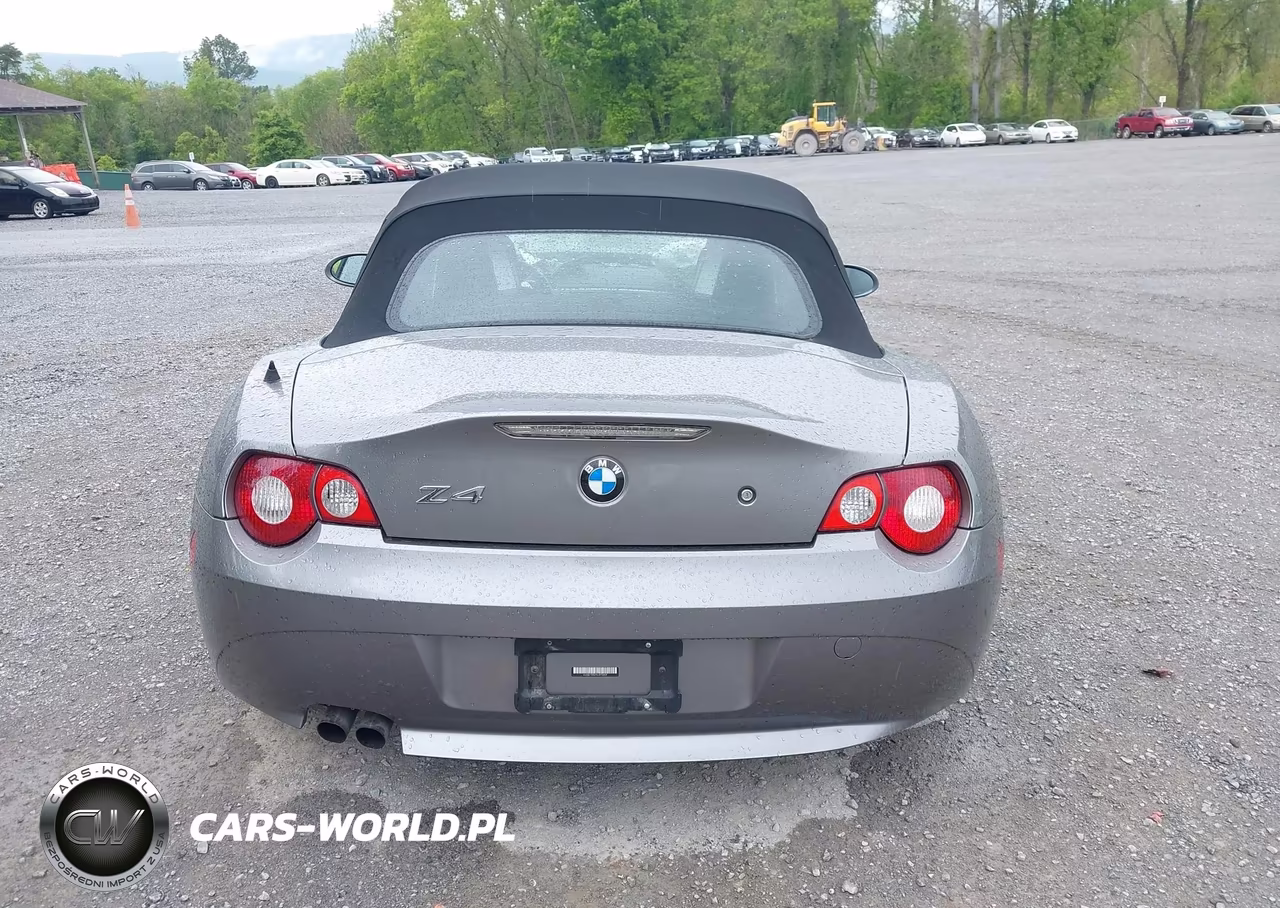 2005 BMW Z4 2.5I VIN:4USBT33575LR70209 - 17