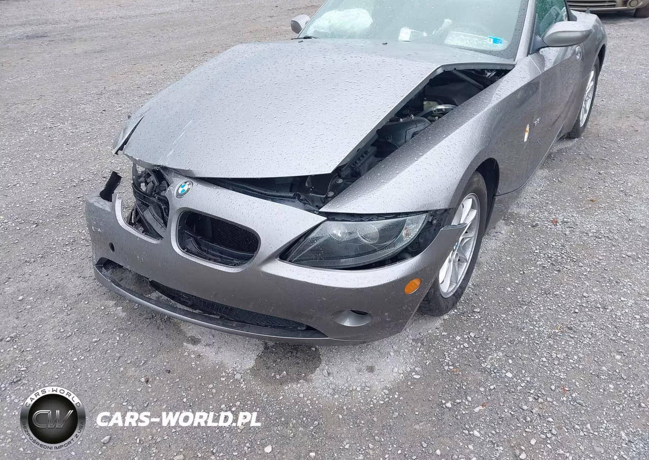 2005 BMW Z4 2.5I VIN:4USBT33575LR70209 - 6