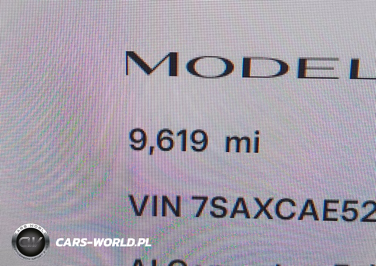 2025 Tesla Model X Long Range VIN:7SAXCAE52SF469744 - 16