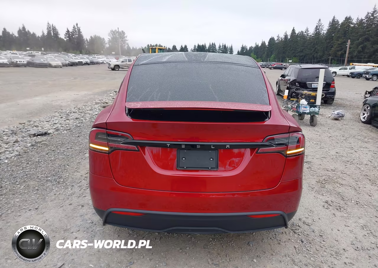 2025 Tesla Model X Long Range VIN:7SAXCAE52SF469744 - 17