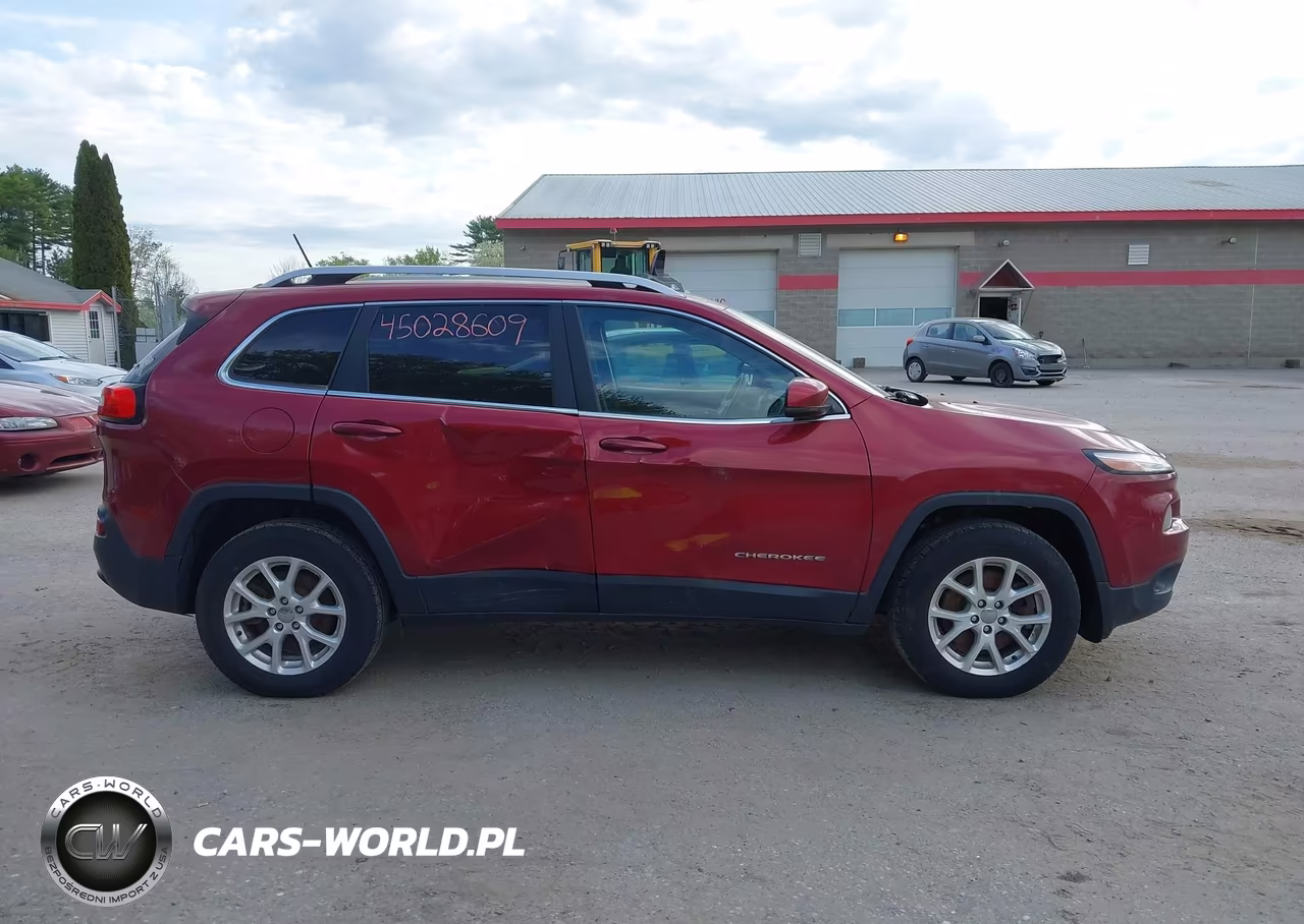 2016 Jeep Cherokee Latitude VIN:1C4PJMCB0GW270658 - 13