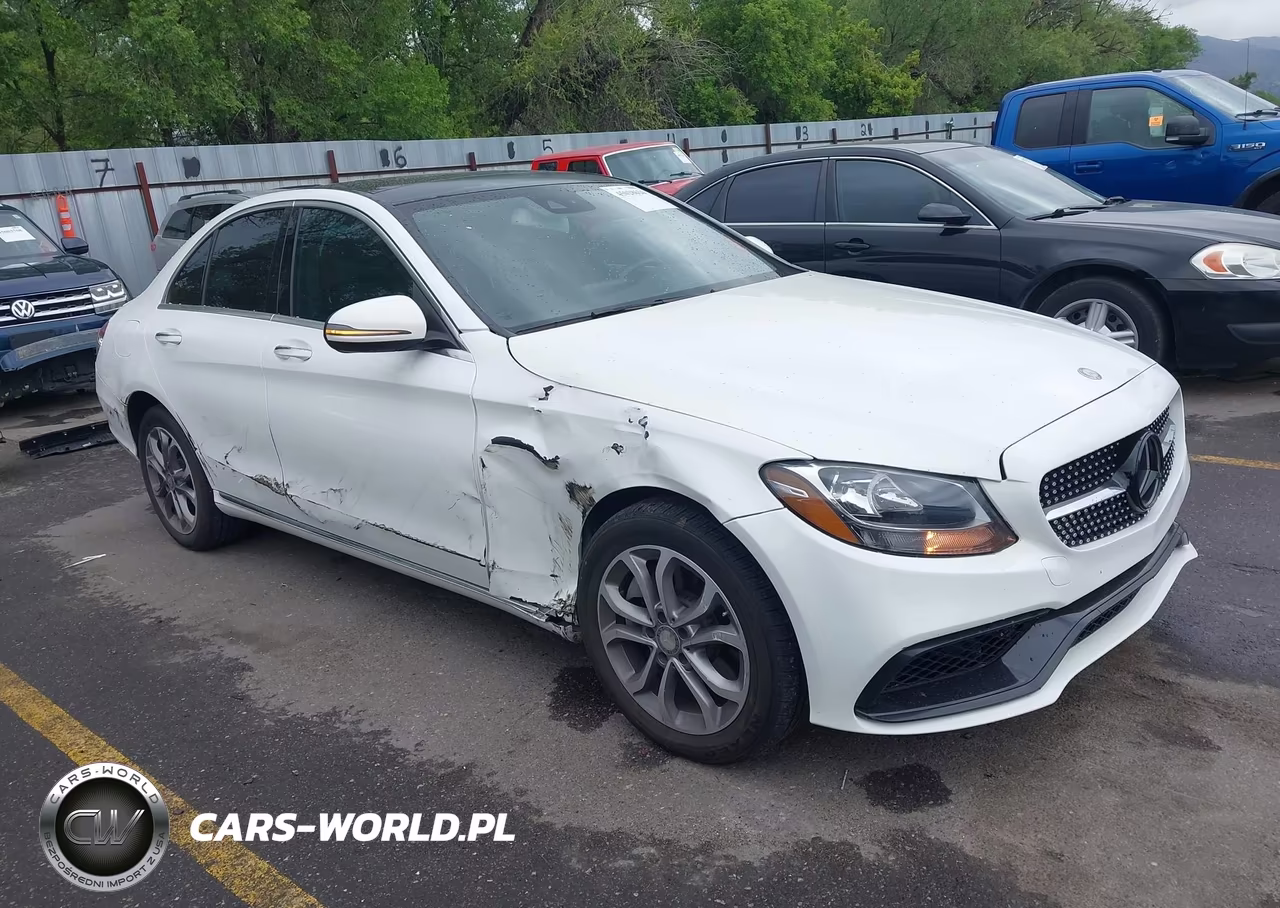2016 Mercedes-Benz C-Class C 300 – zdjęcie 1 z 16