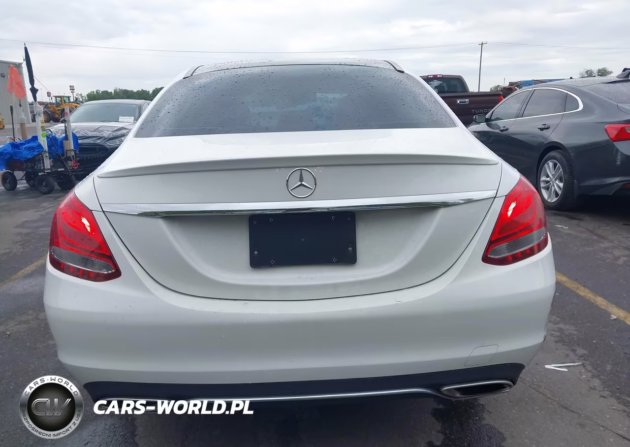 2016 Mercedes-Benz C-Class C 300 VIN:55SWF4KB0GU128554 - 16