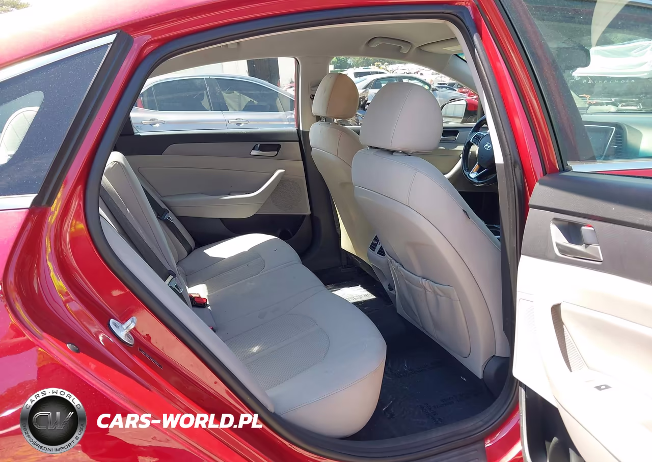 2018 Hyundai Sonata Sel+ VIN:5NPE34AF0JH724413 - 8