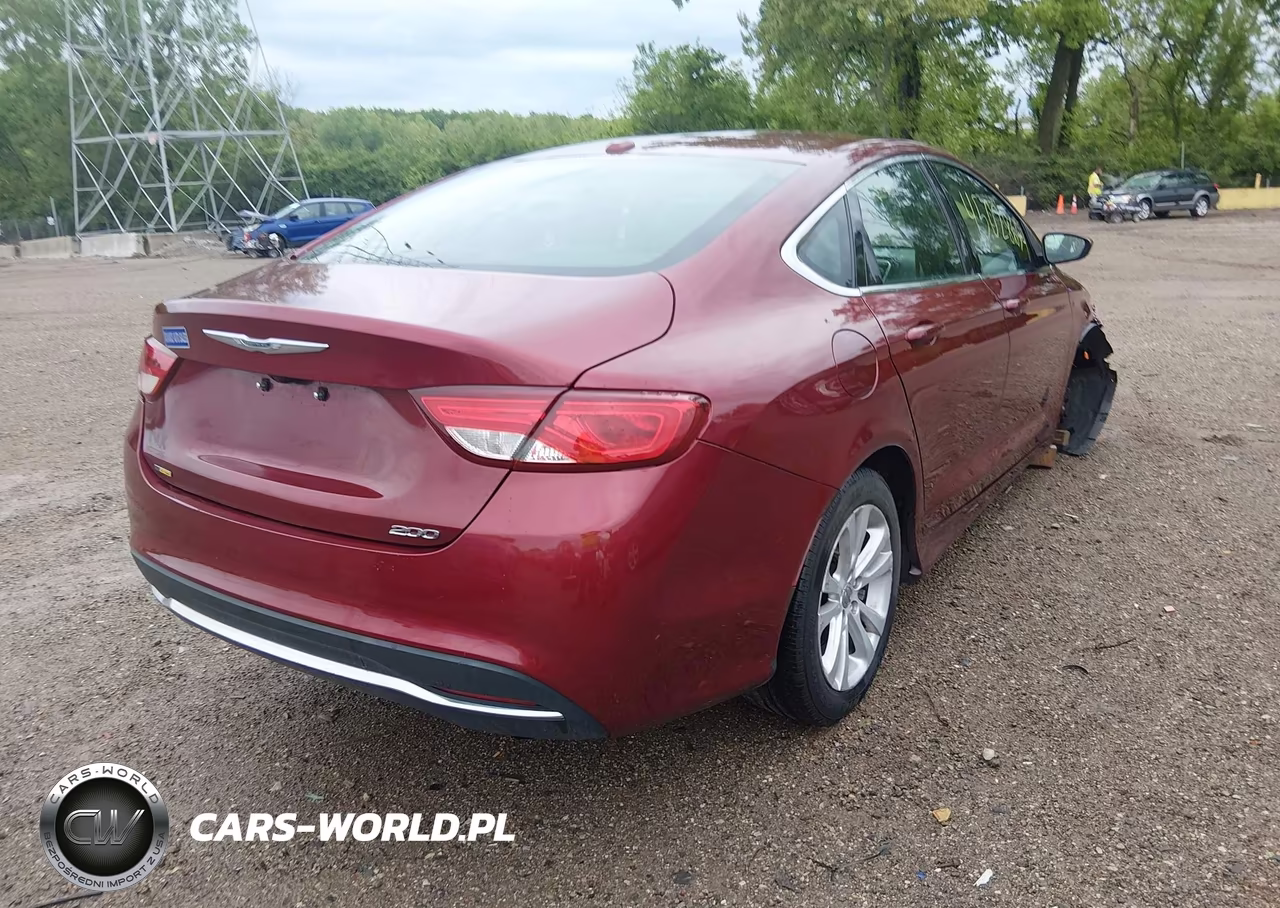2015 Chrysler 200 Limited VIN:1C3CCCAB5FN681083 - 4