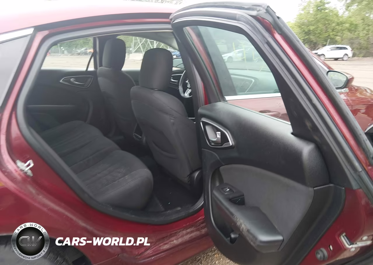 2015 Chrysler 200 Limited VIN:1C3CCCAB5FN681083 - 8