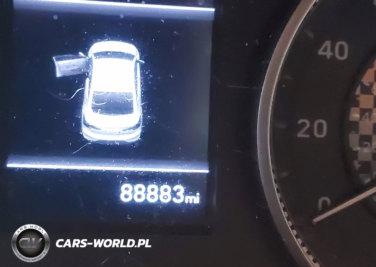 2020 Hyundai Elantra Sel VIN:5NPD84LF7LH508703 - 16