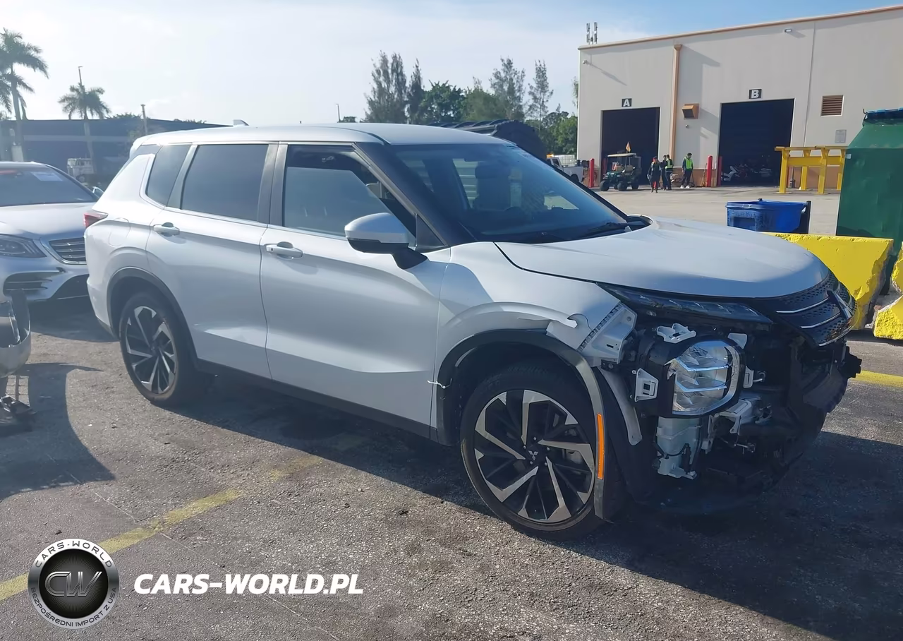 2024 Mitsubishi Outlander Se 2.5 2Wd-Se Black Edition S-Awc-Se Black Edition W-Pano Roof S-Awc
