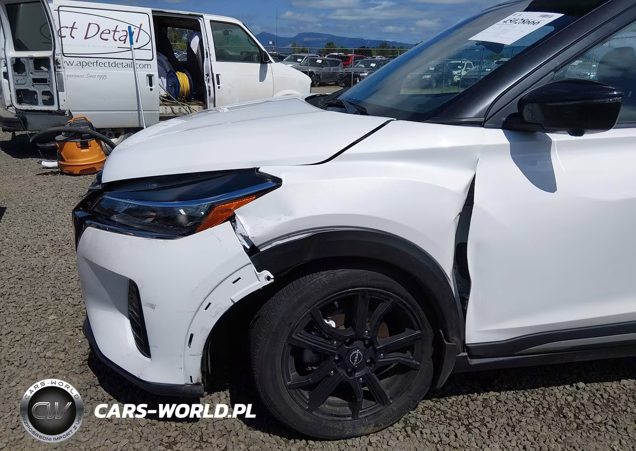 2023 Nissan Kicks Sr Xtronic Cvt VIN:3N1CP5DV9PL492765 - 6