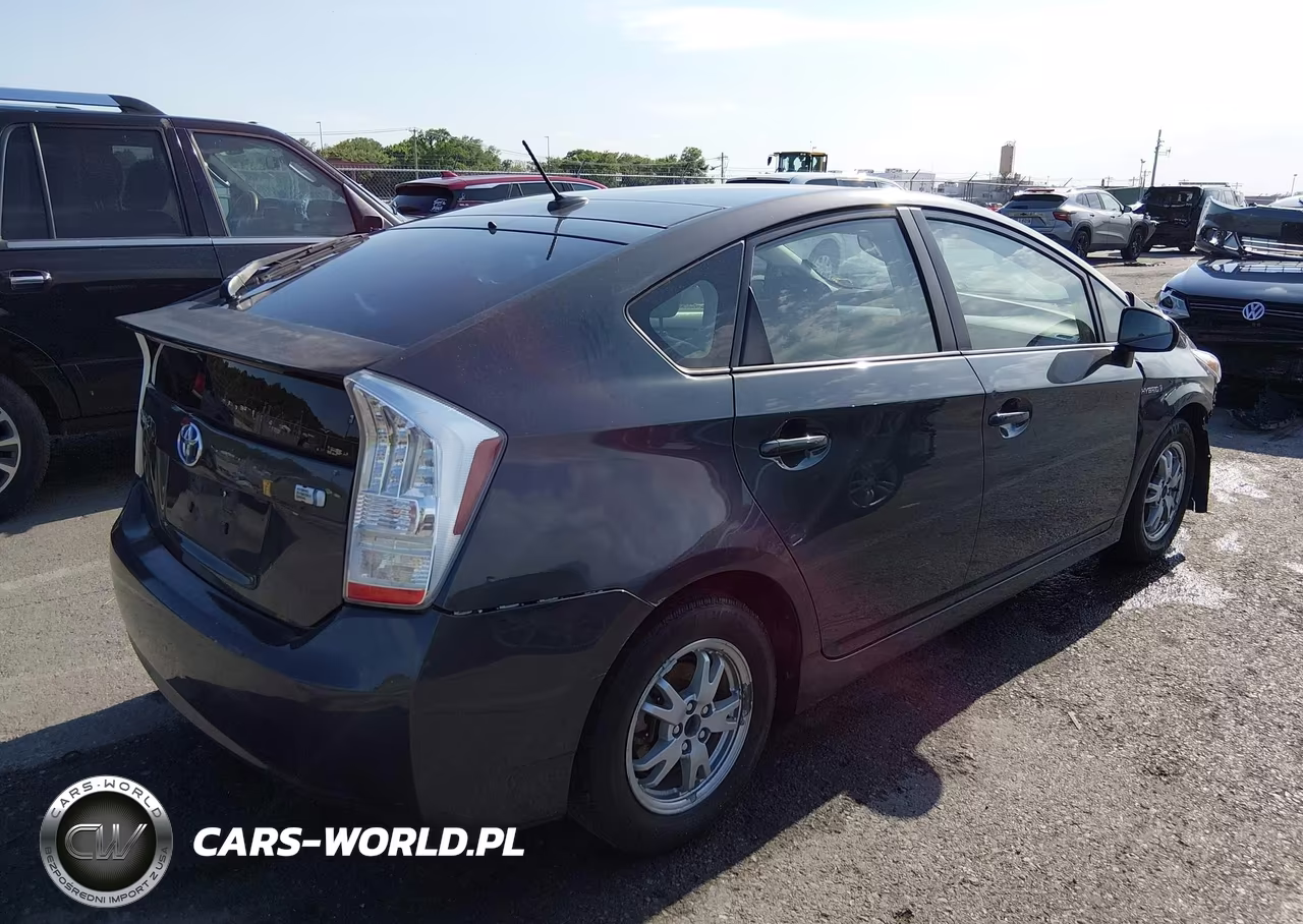 2010 Toyota Prius Iii VIN:JTDKN3DU0A0100688 - 4