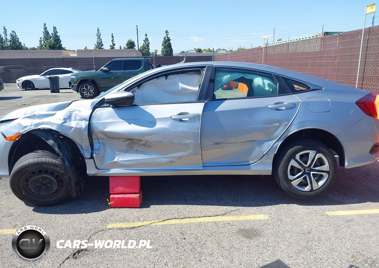 2018 Honda Civic Lx VIN:2HGFC2F53JH557306 - 14