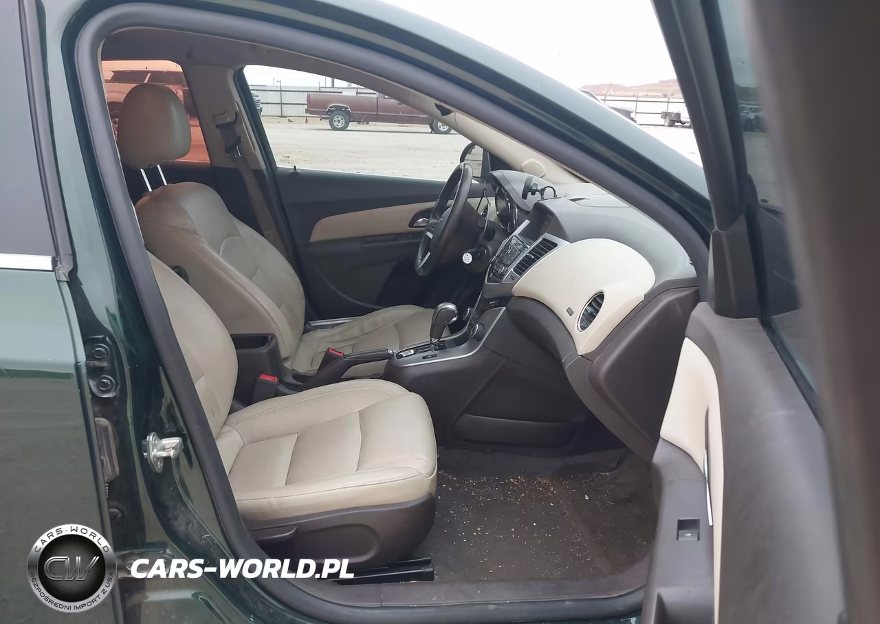 2014 Chevrolet Cruze Diesel VIN:1G1P75SZ6E7420954 - 5